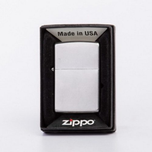 Gravírozott Fém Zippo benzines gyújtó matt
