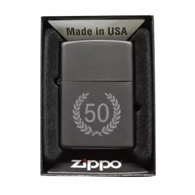 Gravírozott Fém Zippo benzines gyújtó fekete