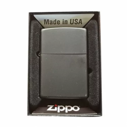 Gravírozott Fém Zippo benzines gyújtó fekete