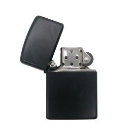 Gravírozott fém öngyújtó benzines, matt fekete