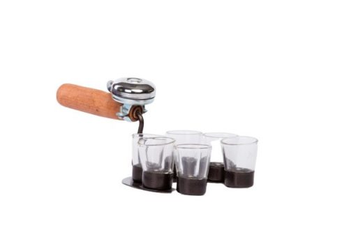 Kínáló, patkó alakú, csengős