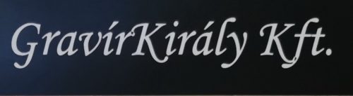 Gravírozott kétrétegű névtábla (1,6 mm fekete-fehér)