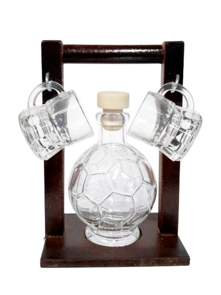 Kínáló focilabda üveg fa tartóban 2 pohárral